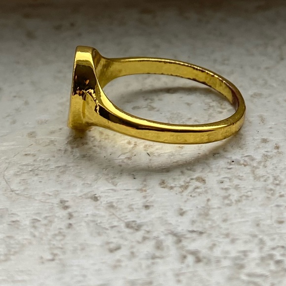 Gold flower ring - Picture 4 of 4